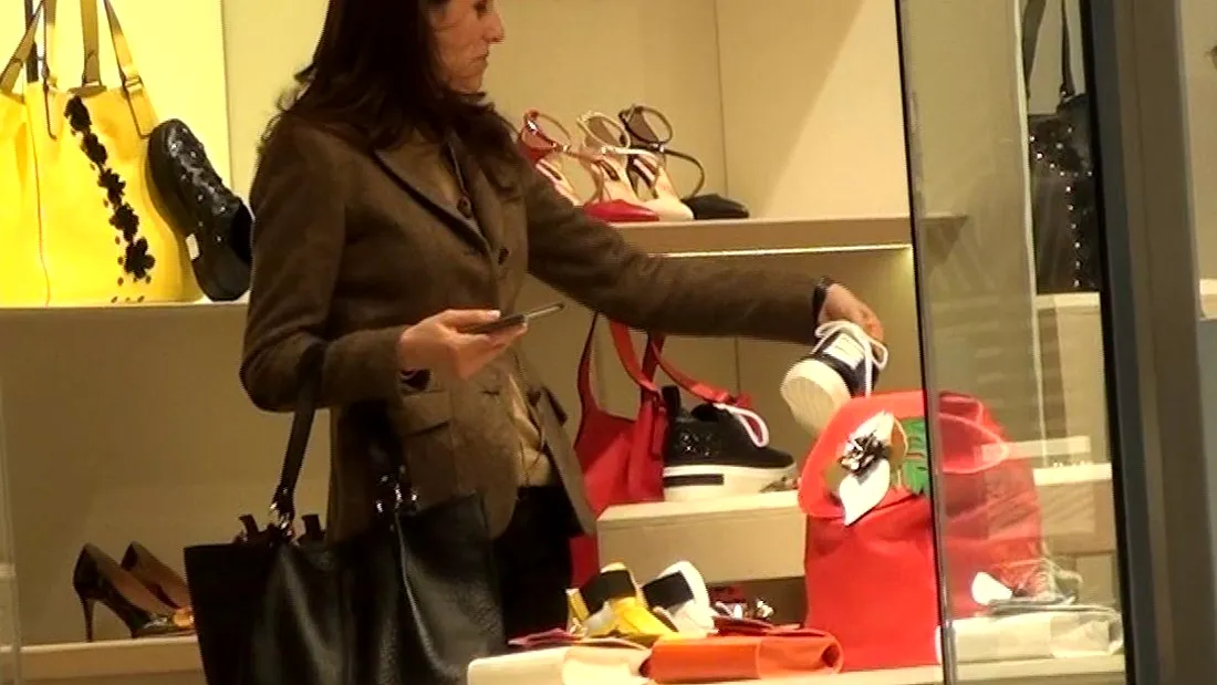 Iuliana Tudor face terapie prin shopping