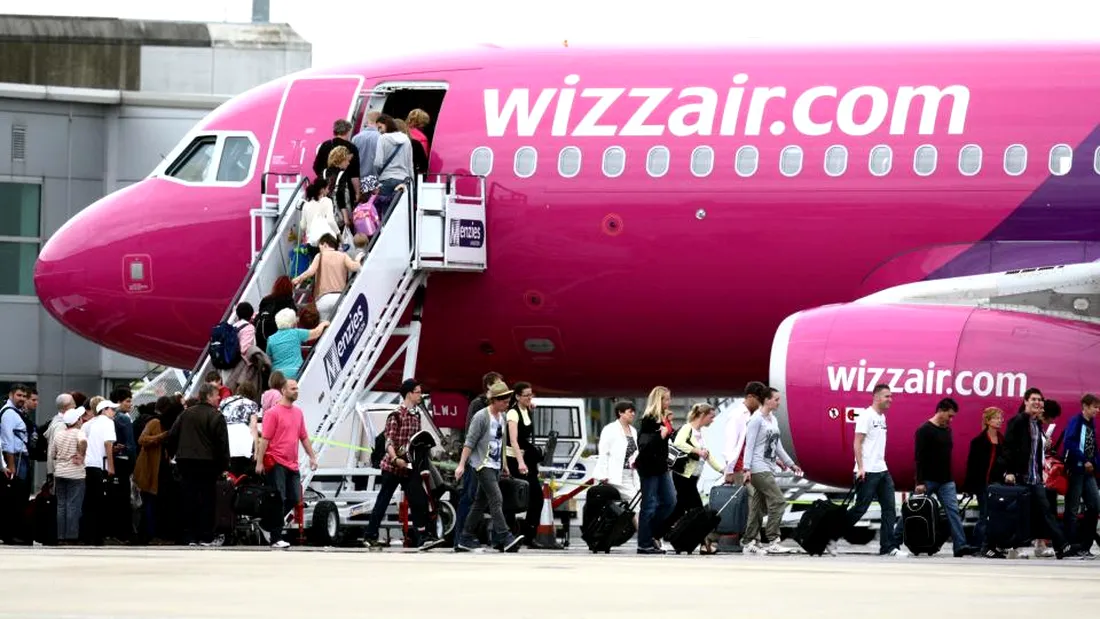 Teapa zilei! Mii de romani au ramas fara bani pe card, dupa ce au distribuit un anunt postat in numele companiei Wizz Air. Cum functiona schema