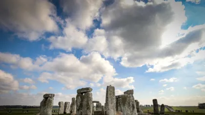Enigma mega-gropilor de lângă Stonehenge, descifrată! Răspunsul i-a uluit pe arheologi