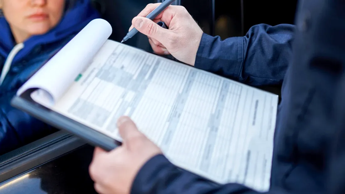 Se schimbă permisele auto. Toți șoferii sunt vizați de noile modificări