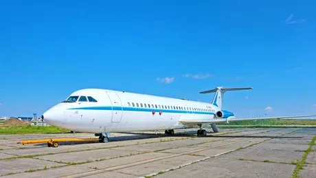 Cum arată avionul pe care l-a folosit Nicolae Ceaușescu. Oricine poate să îl cumpere!