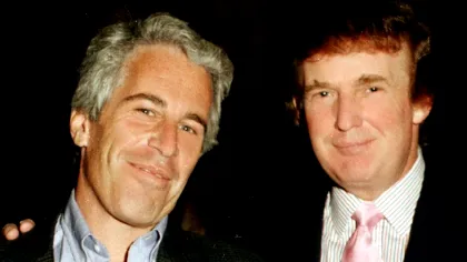 Ar exista 12 fotografii INDECENTE cu Donald Trump și Jeffrey Epstein! În ce ipostaze au fost pozați și cine i-a văzut