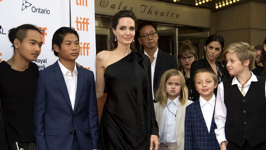 Angelina Jolie renunta la copii, in favoarea lui Brad Pitt! Ce se intampla cu ei in urmatoarele luni