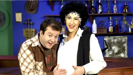 A vândut tot ce avea în România, și-a luat familia și a plecat definitiv. Cu ce se ocupă acum cel mai carismatic actor din serialul La Bloc