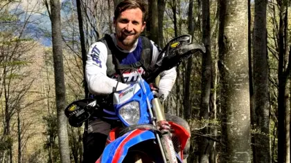 Dani Oțil le-a povestit prietenilor cum s-a prins Mihaela Rădulescu că a înșelat-o. Bărbații s-au speriat cât e de perspicace