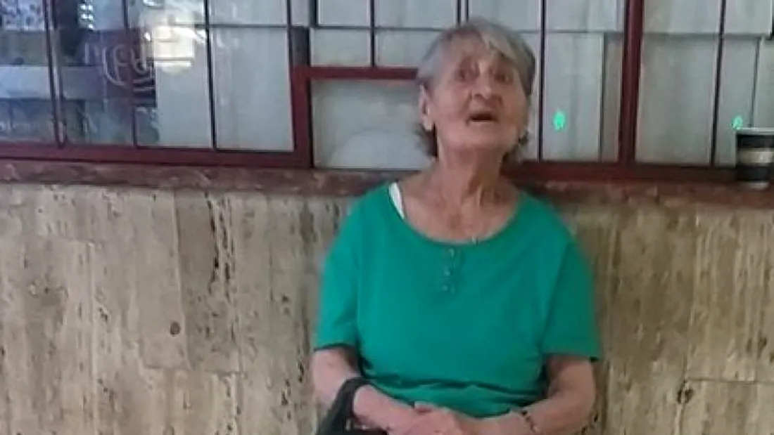Scandalos! Această femeie a fost «UITATĂ» INTENȚIONAT!!! De către fata ei la stația de metrou Lujerului!