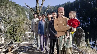 Povestea tinerei de 21 de ani casatorita cu 5 frati: ”Le acord atentie si ma culc cu ei pe rand”!