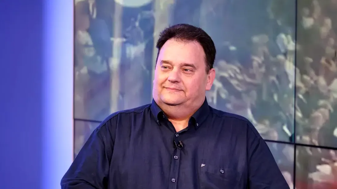 „Dialogurile lui Hartmann”, două ore de politică internă și externă, în fiecare vineri, de la ora 20:00, la Metropola TV