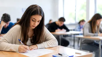Acte înscriere BAC 2026. Câte zile au elevii la dispoziție să depună dosarele