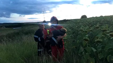 Pompierul care a salvat un copil luat de viitura, in timpul liber, a fost premiat