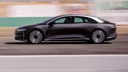 Prima mașină electrică cu 1000 de km autonomie a fost înmatriculată în România