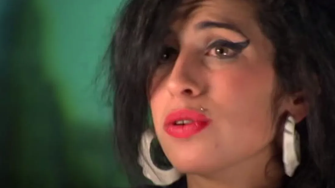 Drama mamei artistei Amy Winehouse. Suferă de o boală care îi afectează memoria