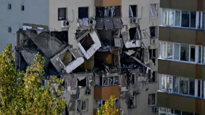 Ce a descoperit un locatar din blocul din Rahova! Polițiștii dormeau și…