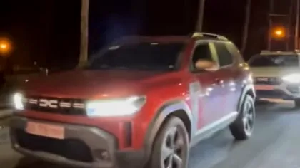 Noua Dacia Duster 2024 „INVADEAZĂ” România! Mai multe exemplare, văzute în trafic cu numere de probă - VIDEO