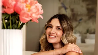 Triplă aniversare pentru Ela Crăciun: 19 ani de televiziune, 12 ani de „Numai de bine” și 2 ani de podcast