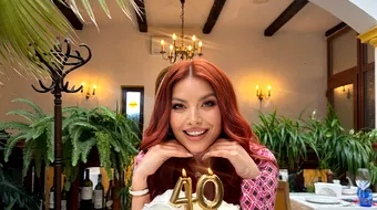Elena Gheorghe a împlinit 40 de ani! Cum a sărbătorit alături de familie