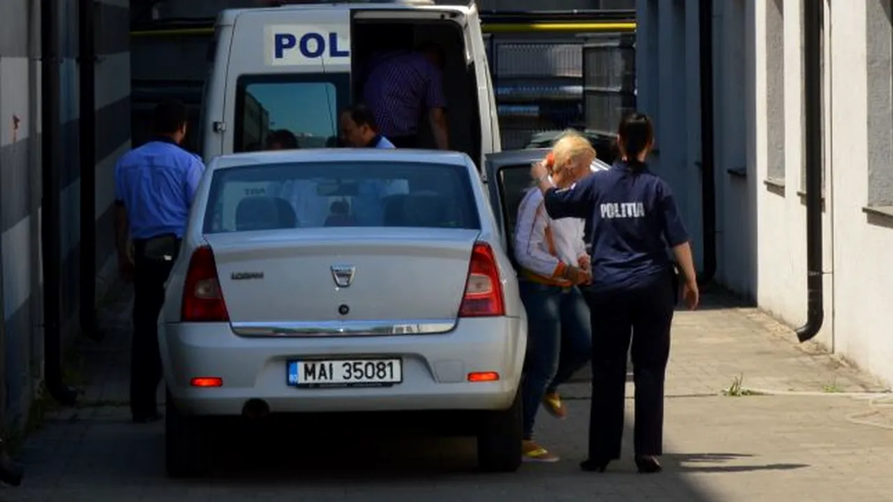 O femeie a ajuns direct la inchisoare dupa ce s-a dus la o sectie de politie. Ce a putut sa le ceara agentilor (1) 
