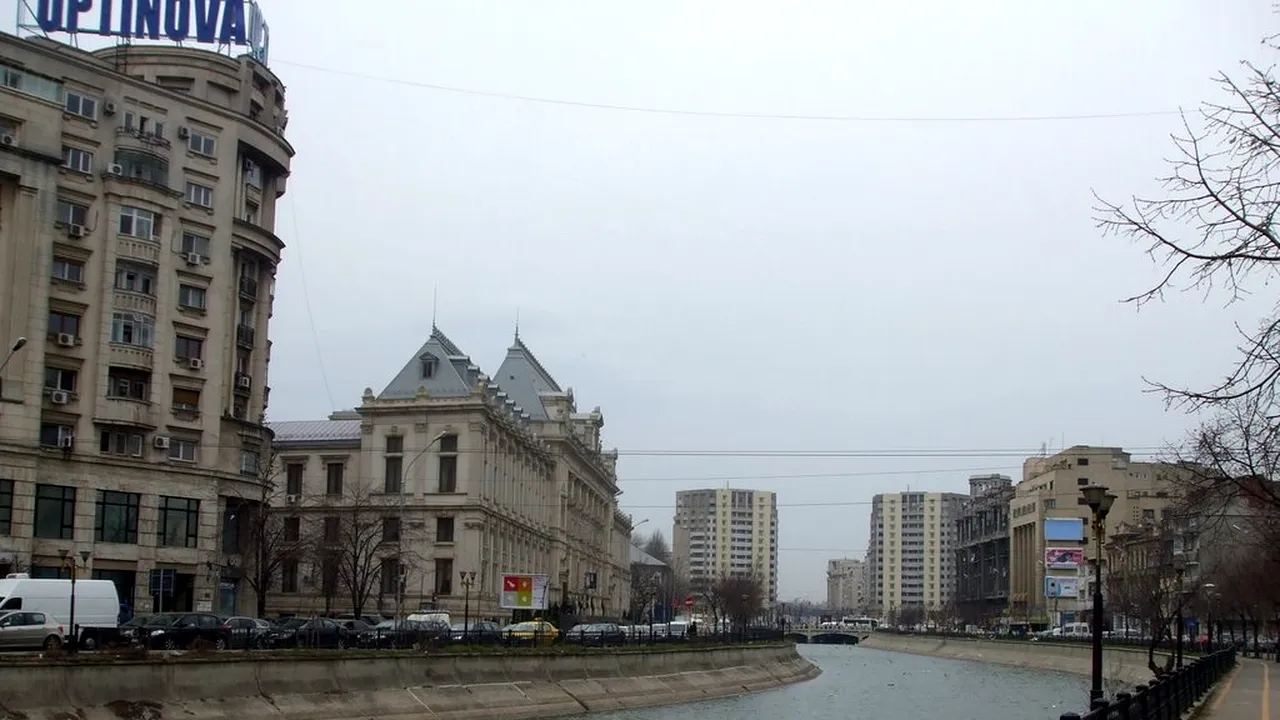 Cadavru descoperit în râul Dâmbovița, în zona Izvor din București 