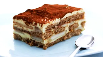 Reteta Tiramisu: Cum se face cel mai gustos si elegant desert