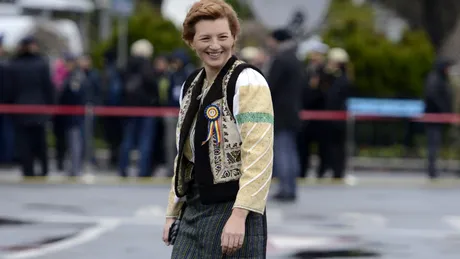 Ioana Băsescu a atras toate privirile la parada de 1 Decembrie! Ce costum a ales să poarte