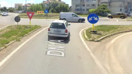 Sensul giratoriu 2025: Este legal să virezi stânga dacă te afli pe banda 1? Cine e de vină în cazul unui accident