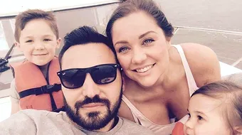 Cei mai tari parinti! Acest cuplu vinde tot ce are pentru un sacrificiu pe care multi parinti NU il fac. Ce vor sa le arate copiilor