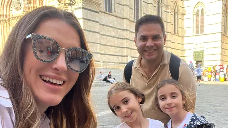 Lavinia Goste, vacanță de vis în Italia cu cele două fetițe și soțul, Marius Zorilă | IMAGINI SUPERBE