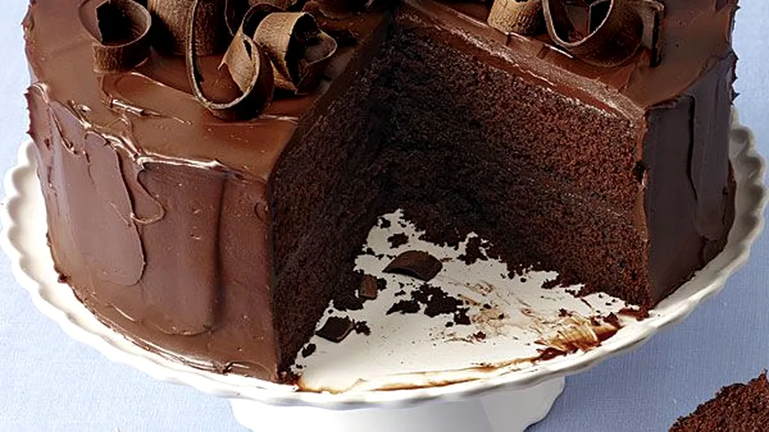 Reteta tort de ciocolata si coniac. Nu este greu de facut iar gustul este senzational