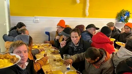 Crăciunul Oamenilor fără adăpost a ajuns la Ediția a III-a. O sărbătoare a demnității și umanității