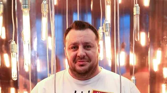 Arando Marquez, jurat în emisiunea „Cântă acum cu mine”, unde Loredana este căpitan de echipă