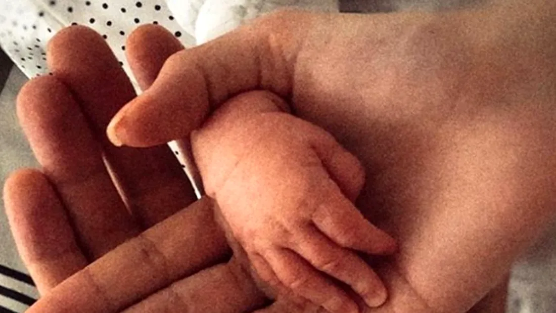 Primul bebeluș monden din 2020! O prezentatoare de la noi a devenit mămică