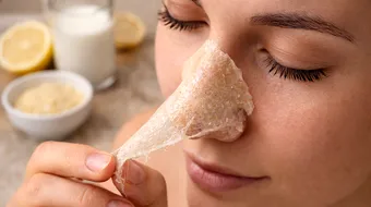 Masca făcută acasă care te scapă de punctele negre. Remediul simplu pentru o piele mai curată