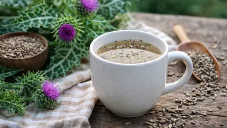 Ceai natural pentru sănătatea ficatului: băutura simplă care susține detoxifierea organismului
