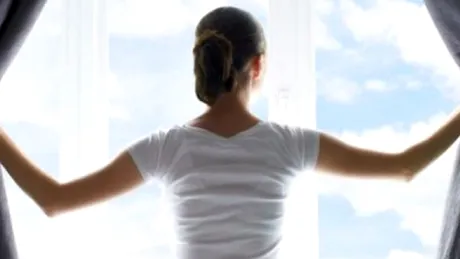 Cum te racoresti pe timpul verii in casa, daca nu ai aer conditionat! Scapa de caldura cu cele mai eficiente metode