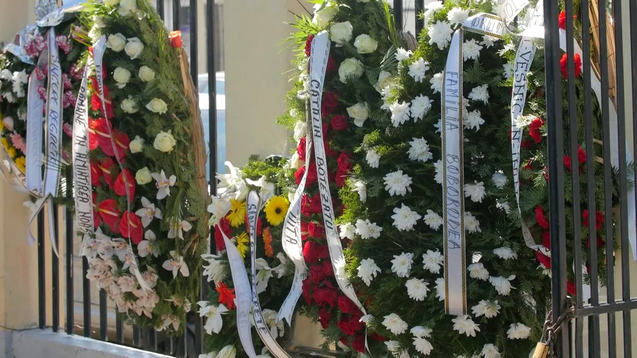 Un barbat misterios a aparut la mormantul lui Razvan Ciobanu (2) 