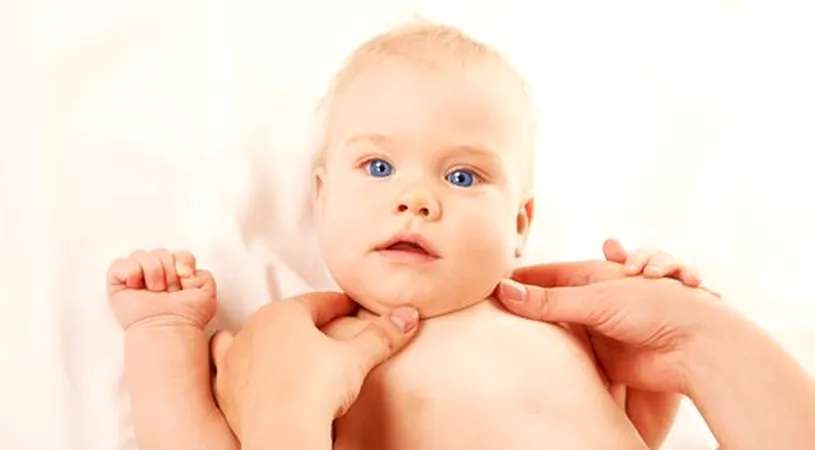 Ce este torticolisul congenital? Cum îl afectează pe bebelușul tău îți explică dr. Cornel Brotac